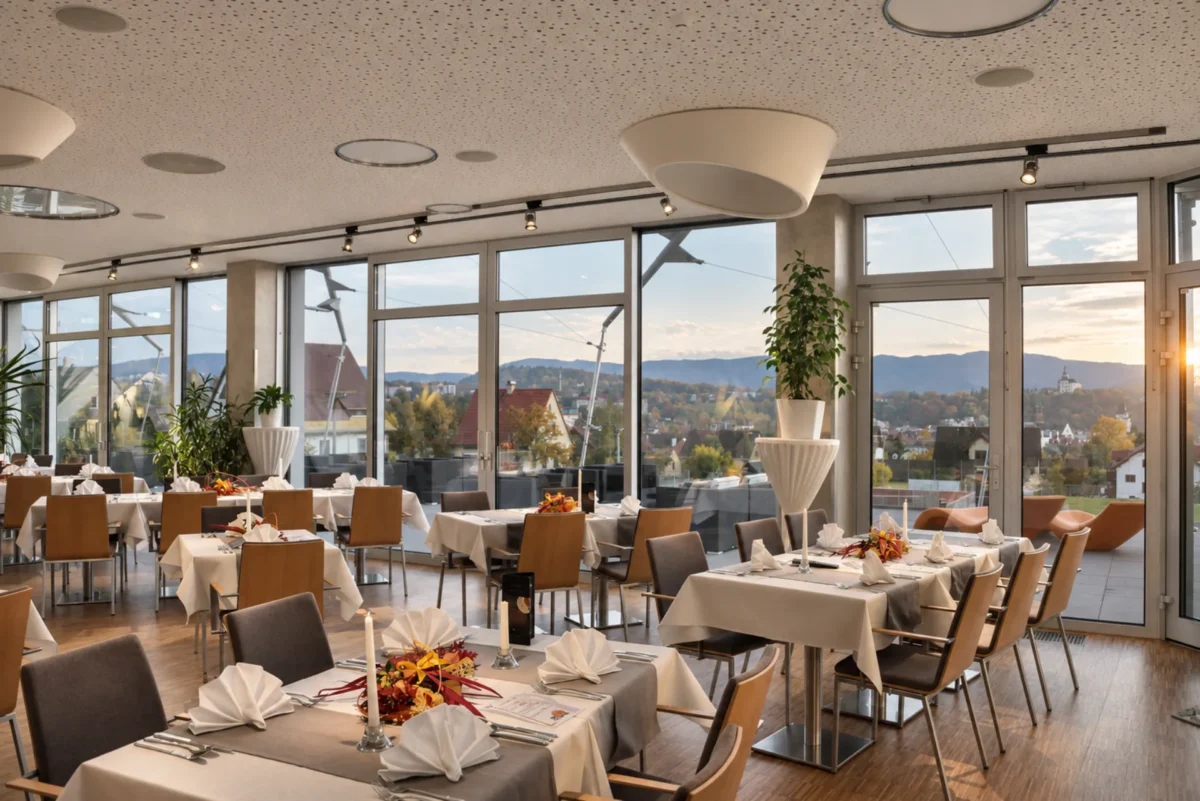 Restaurace Antonie Hotelu ve Frýdlantu s výhledem na Jizerské hory